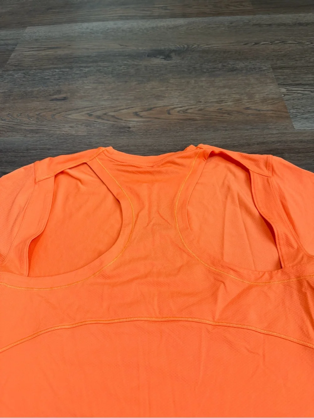 Lululemon Ventilated Open Back Training T-Shirt Orange Soda Small Activewear
